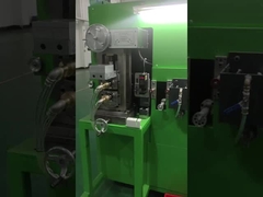 Linea di produzione per filo di rame piatto smaltato.